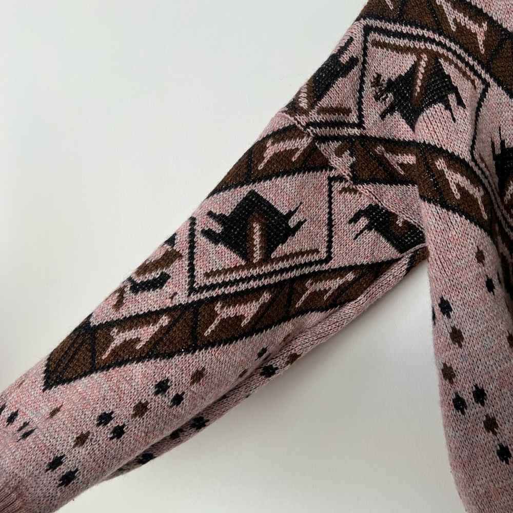 Vintage Geometric 85% Wool Sweater Made In Peru Host Pick ๐ฅณ๐๐ - Picture 3 of 10